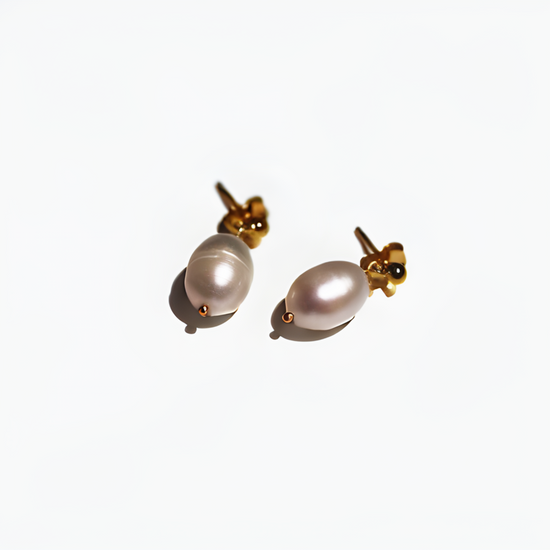 Image of Pearl Drop Earrings from Jewmei